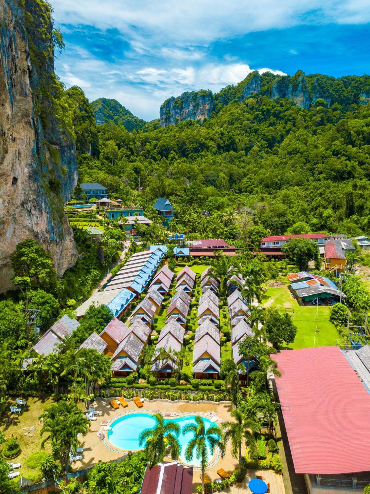Diamond Cave Resort Райли Бийч Екстериор снимка