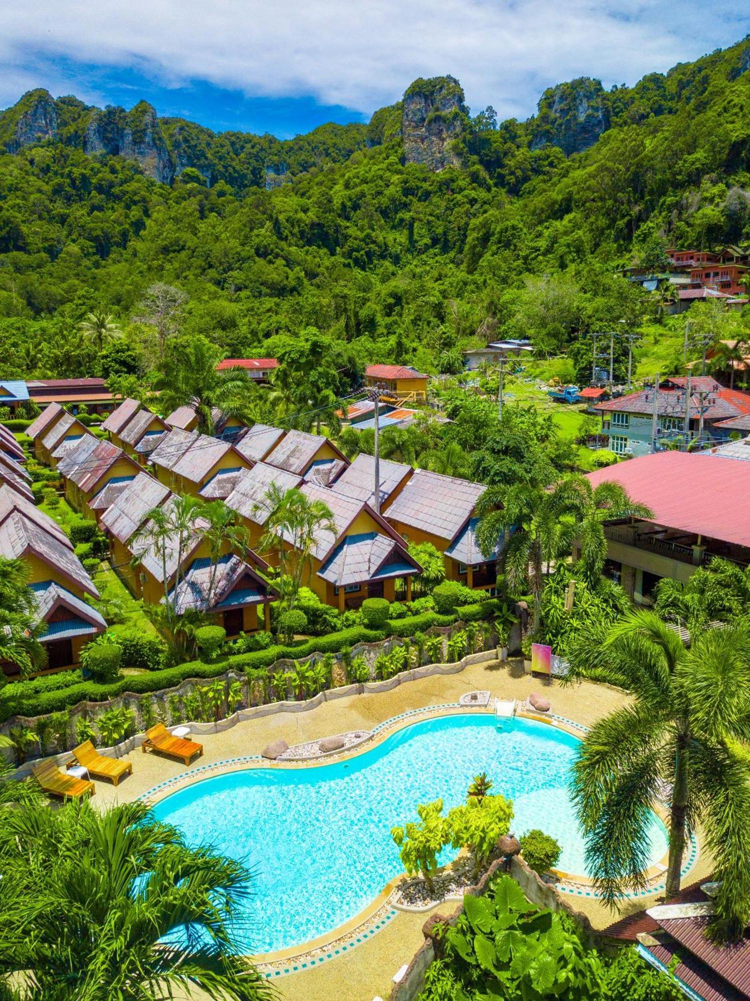 Diamond Cave Resort Райли Бийч Екстериор снимка