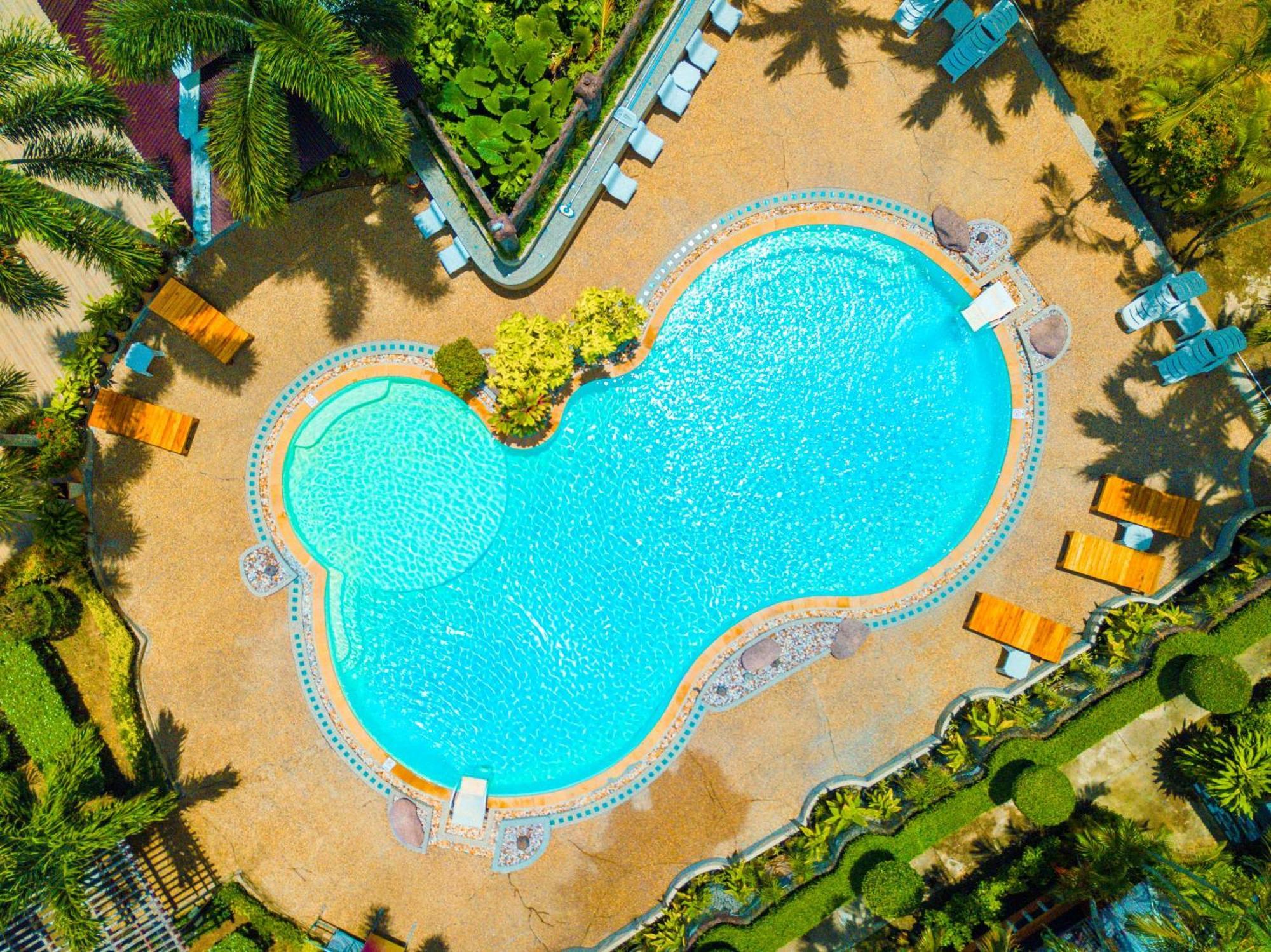 Diamond Cave Resort Райли Бийч Екстериор снимка