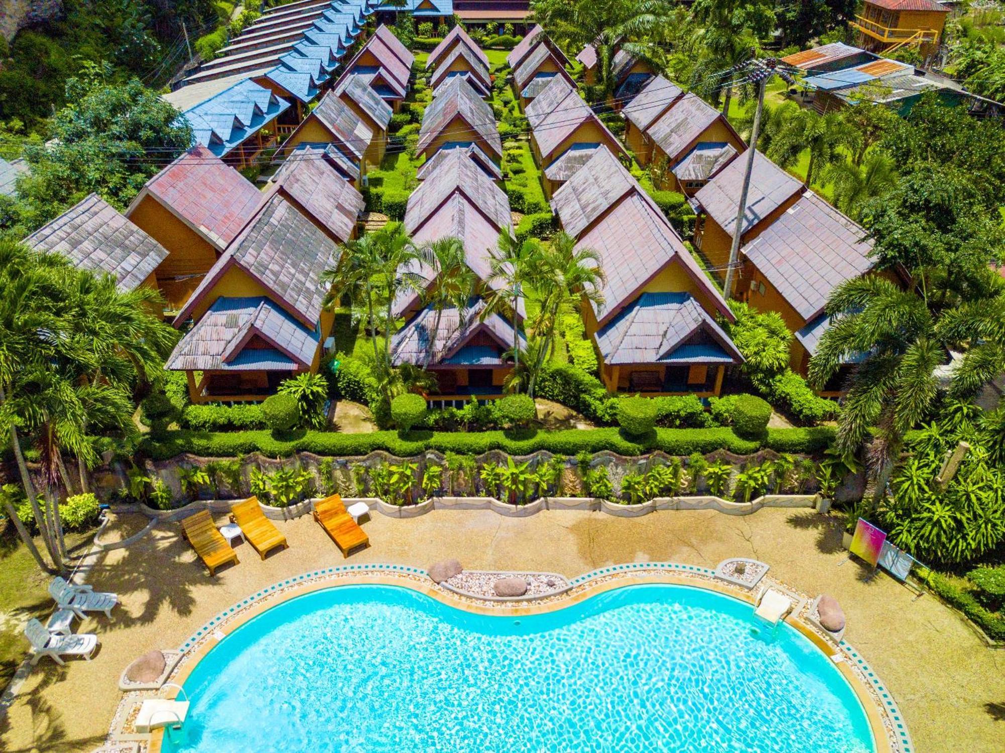 Diamond Cave Resort Райли Бийч Екстериор снимка