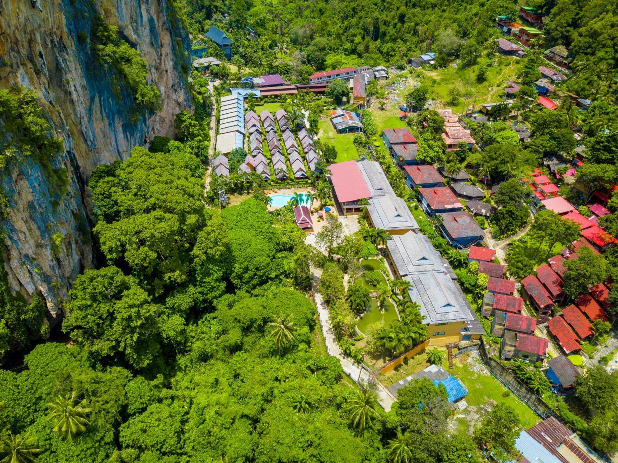 Diamond Cave Resort Райли Бийч Екстериор снимка