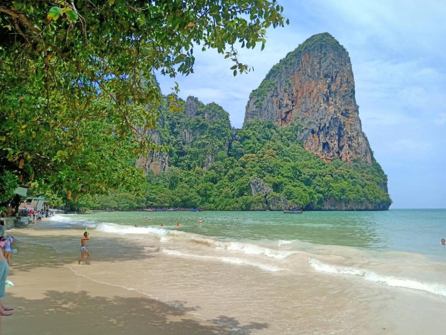 Diamond Cave Resort Райли Бийч Екстериор снимка