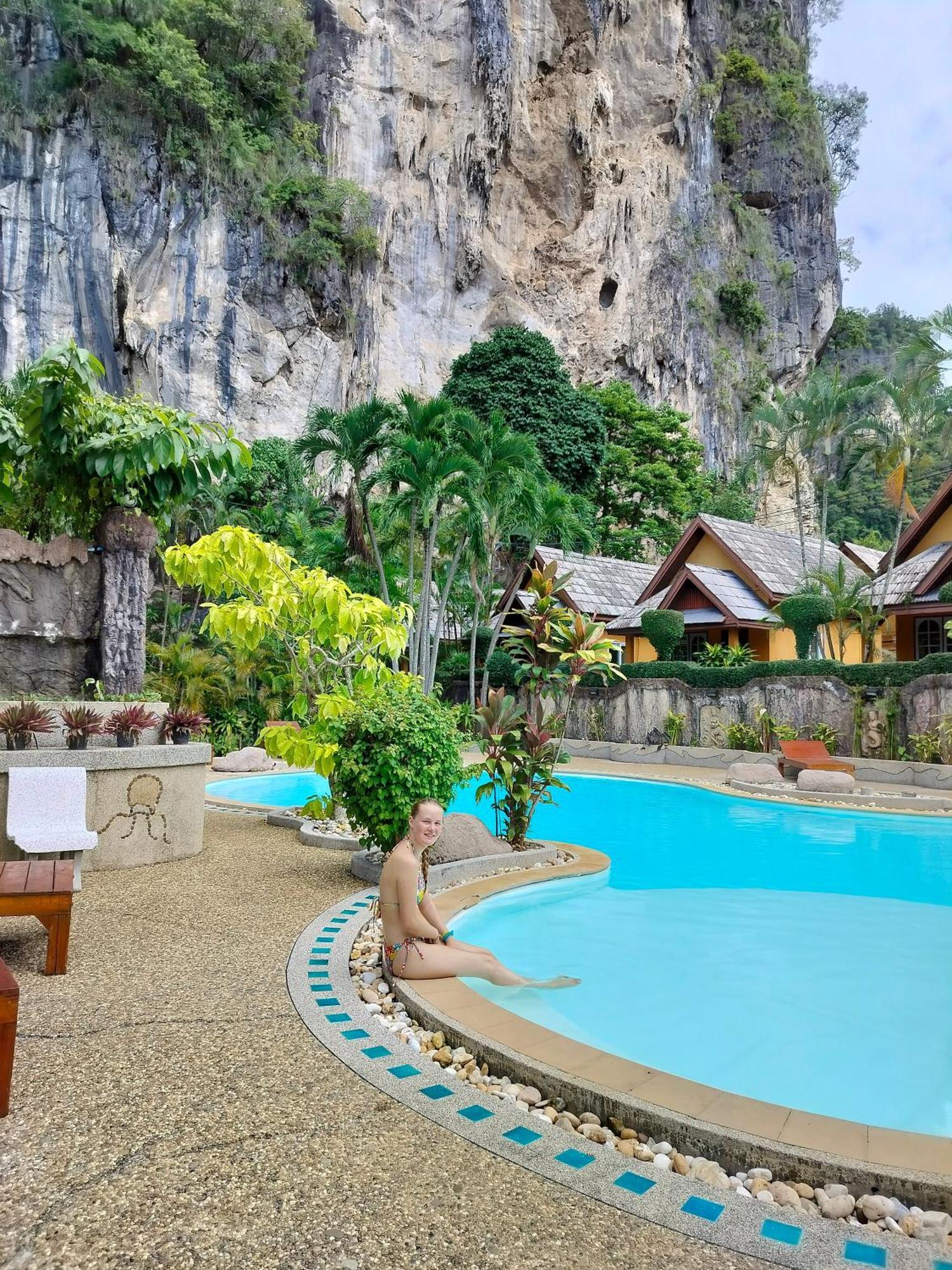 Diamond Cave Resort Райли Бийч Екстериор снимка